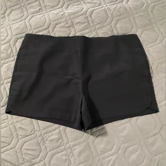 Cynthia Rowley Pants - Cynthia Rowley black flat front shorts size 10